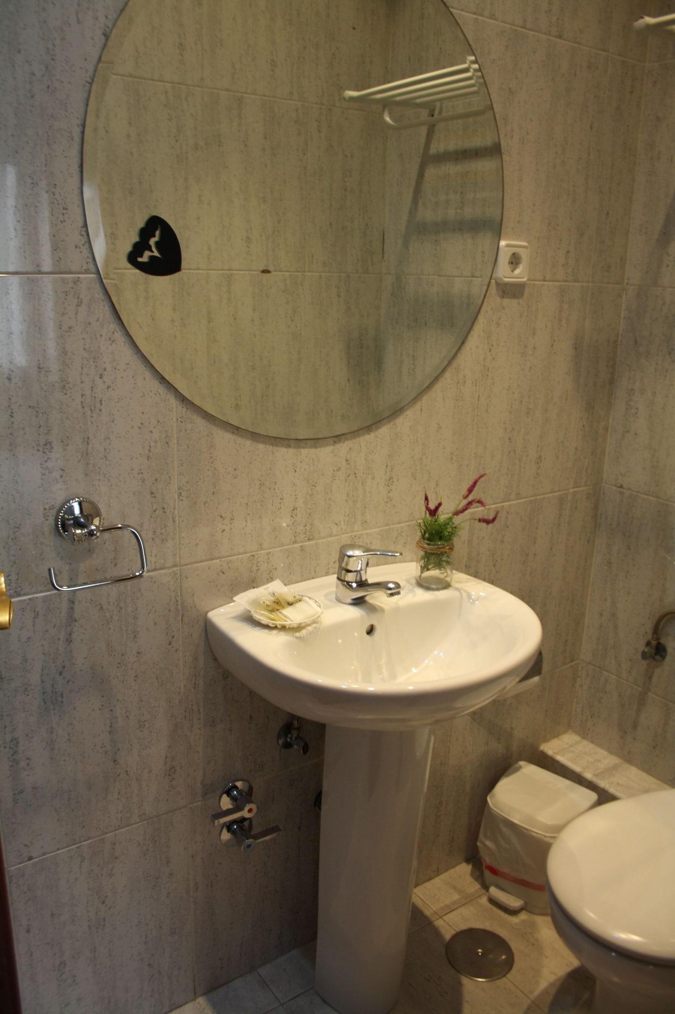 Hostal Rofer Madrid Eksteriør bilde
