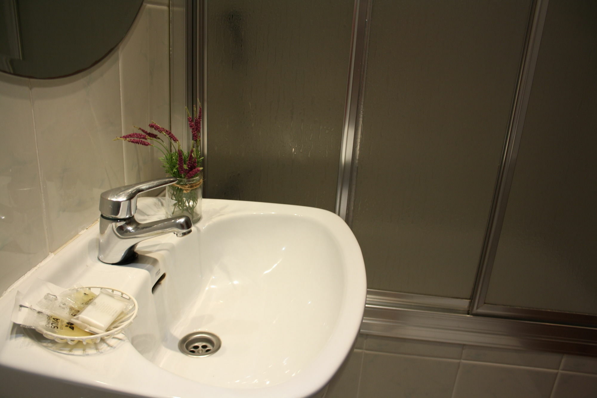 Hostal Rofer Madrid Eksteriør bilde