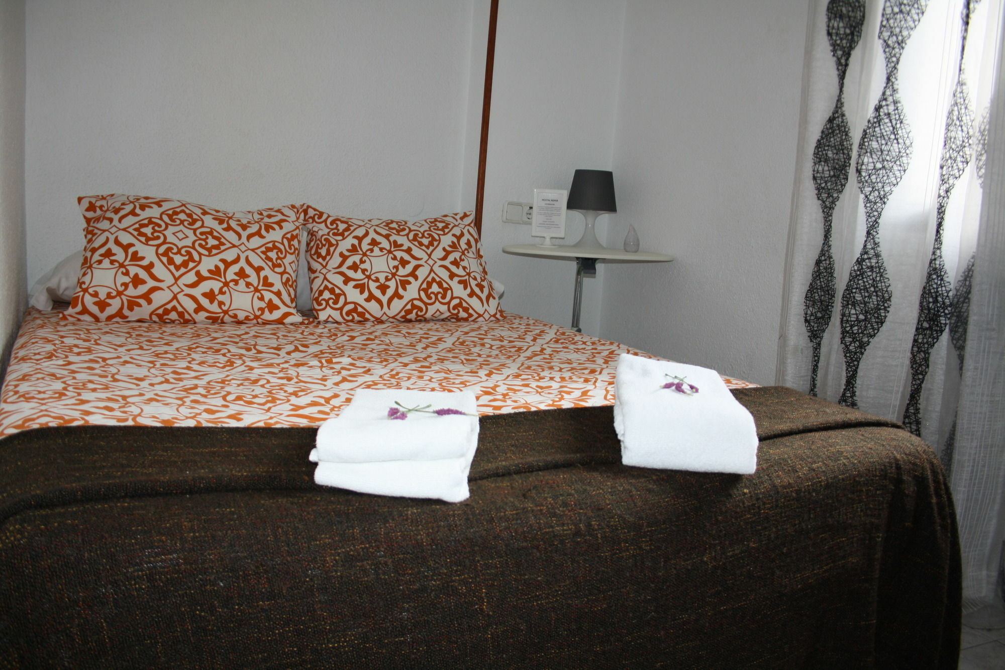 Hostal Rofer Madrid Eksteriør bilde